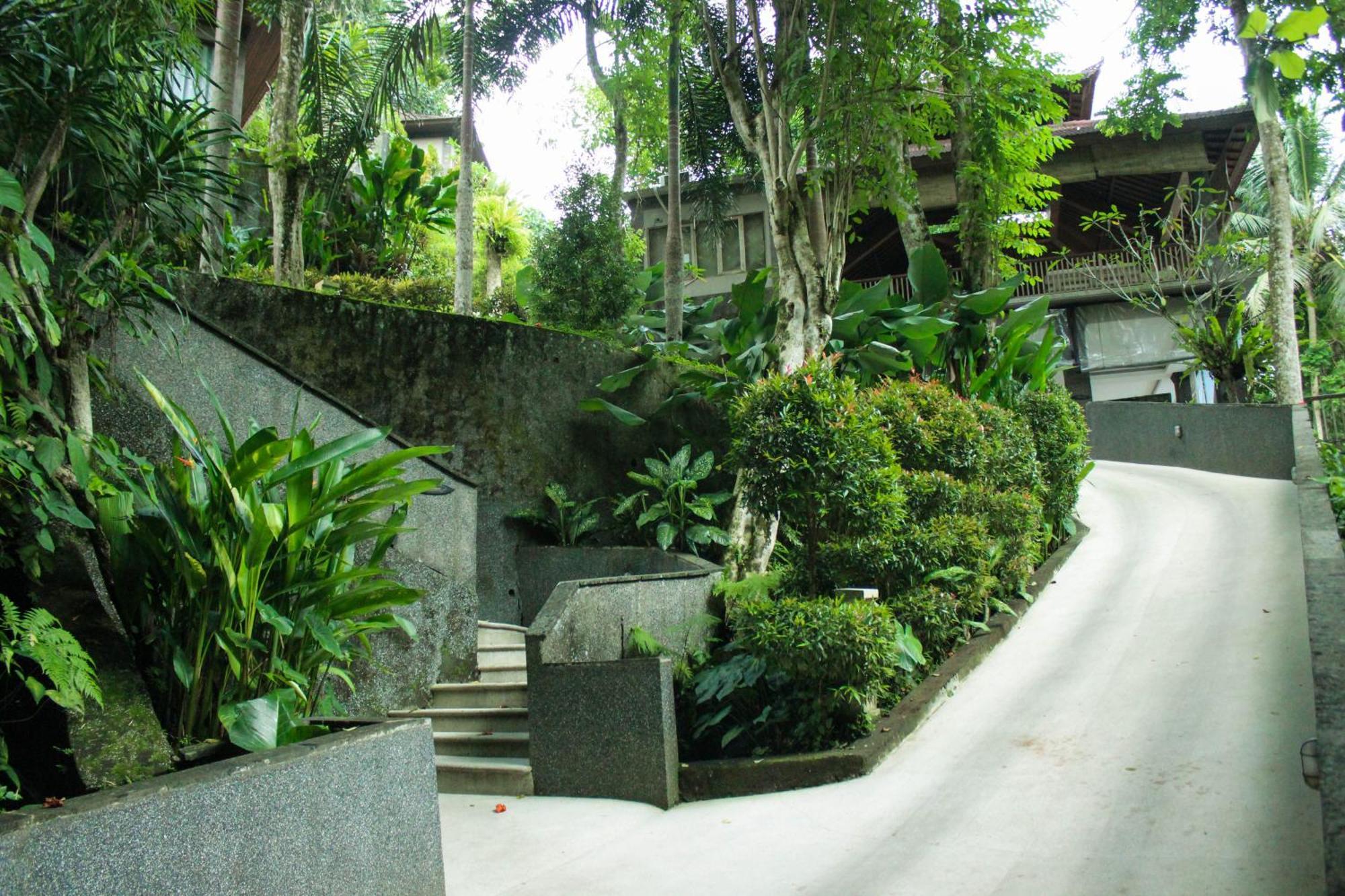 Ubud Hills Villas & Resort Tegallalang  Bagian luar foto
